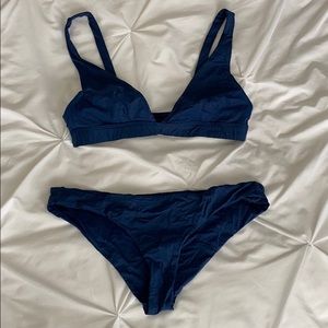 EUC Ripcurl Bikin. Medium